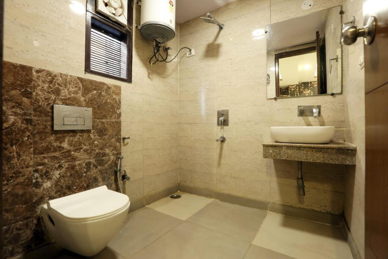 Melfort Bed & Breakfast New Delhi Extérieur photo