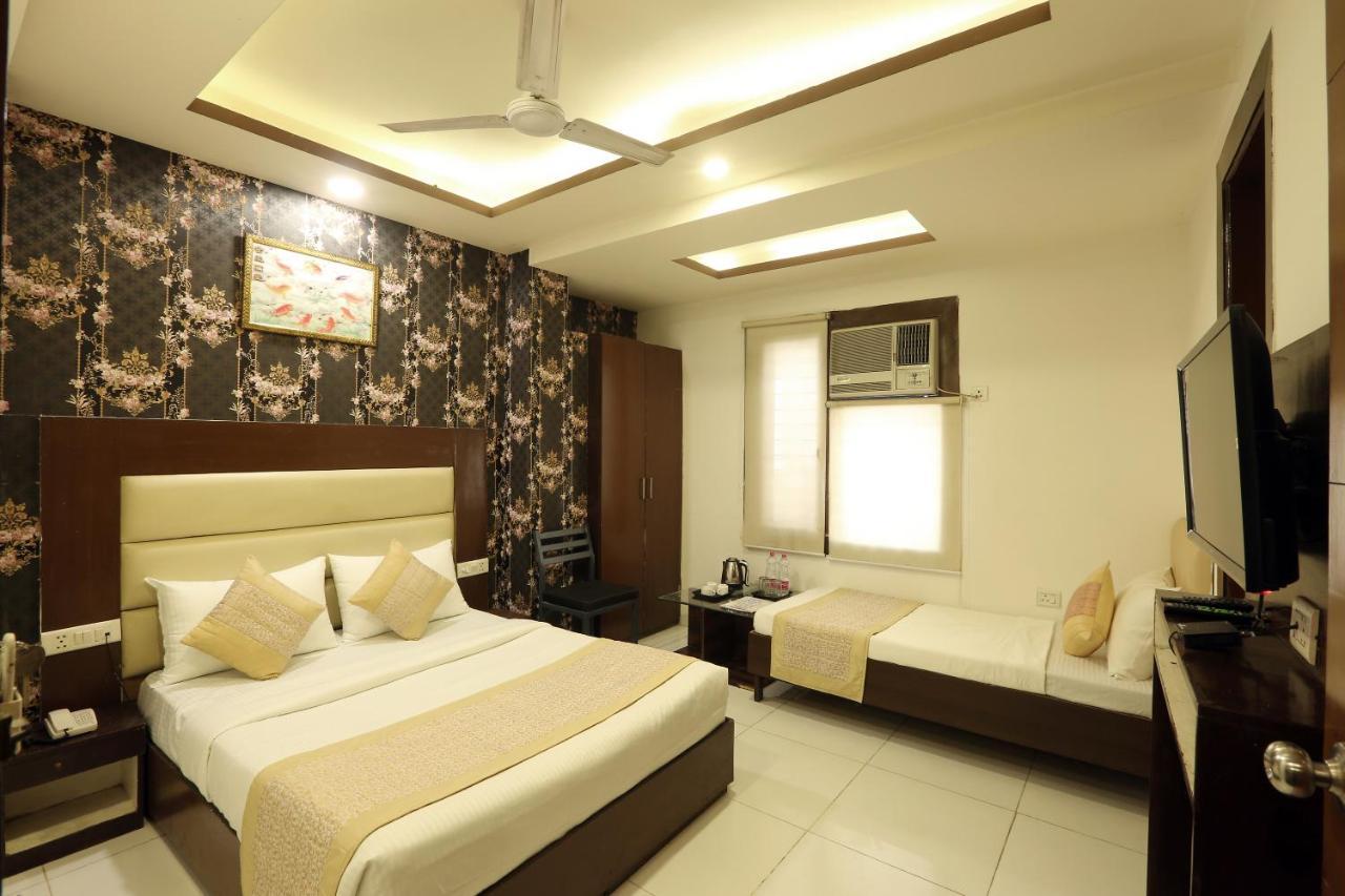 Melfort Bed & Breakfast New Delhi Extérieur photo